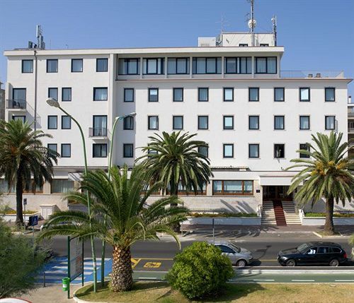 Hotel Carlton Pescara Exterior photo